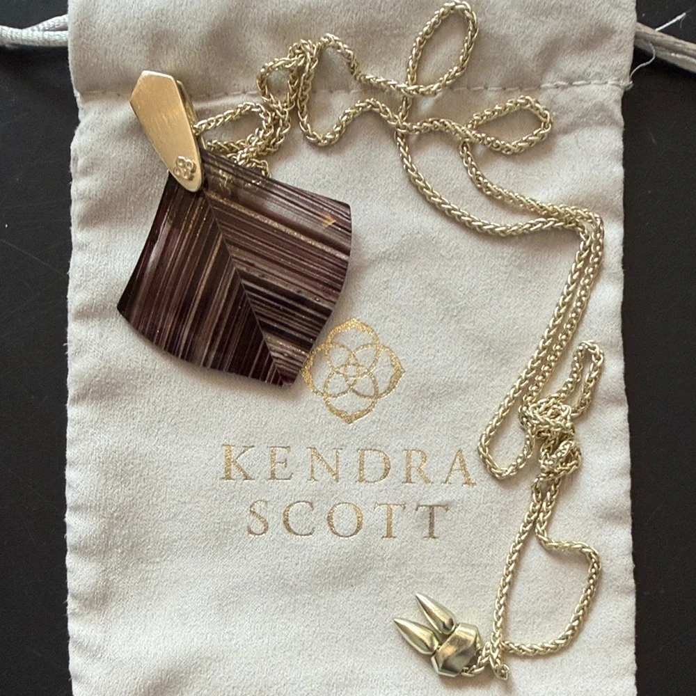 Kendra Scott Aislinn Necklace Gold and Brown Geometric Pendant - Picture 2 of 6